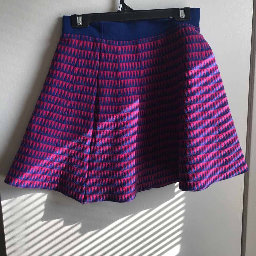 Skirts - Picture 2 of 2